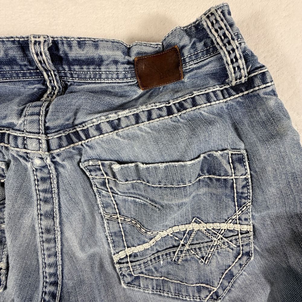 BKE Derek Jeans Men's 31R 31x31 Blue Bootcut Stretch Distressed Denim Med Wash - Picture 5 of 8